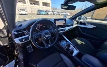 AUDI A4 S-Line (prin Eurorental)