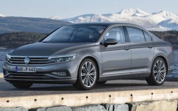 VW Passat (prin Eurorental)