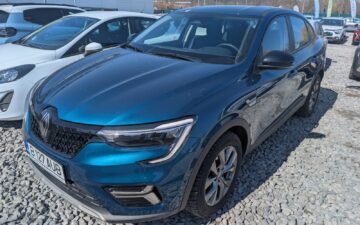 RENAULT ARKANA (prin Eurorental)