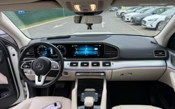 MERCEDES-BENZ GLE 450 AMG (prin Eurorental)
